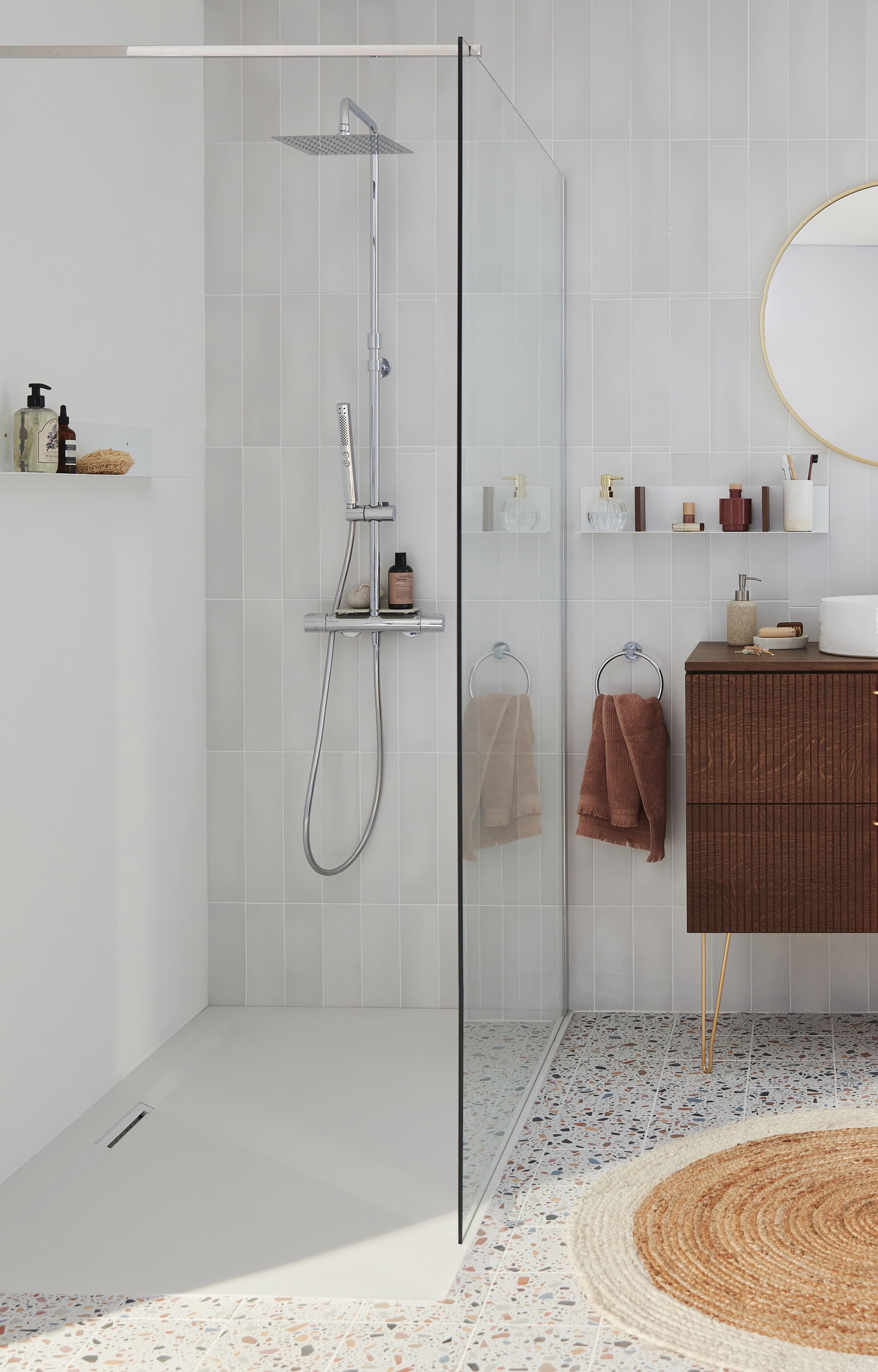 Contra - Élégante et Discrète